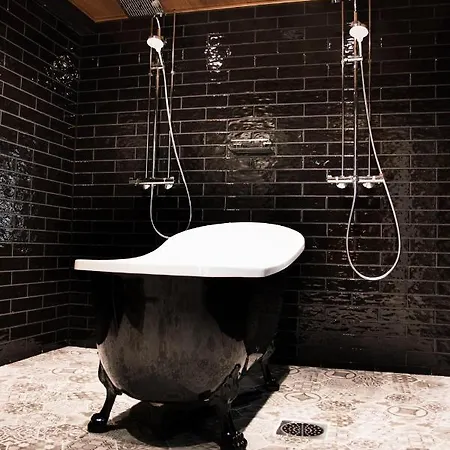 Putiikkihotelli Pyynpesae 4* ساستاملا